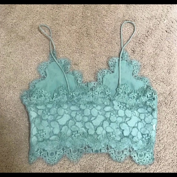 H&M Mint Lace Crop Top - Picture 2 of 2